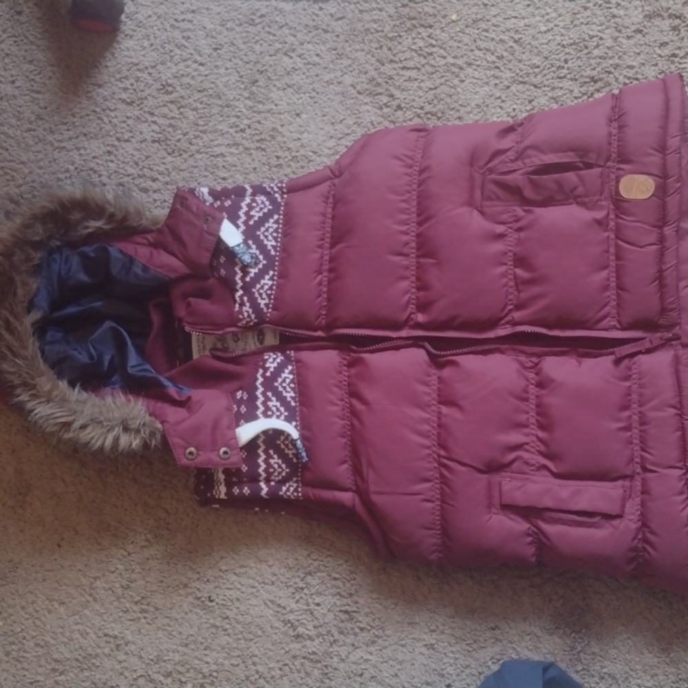 Winter vest maroon